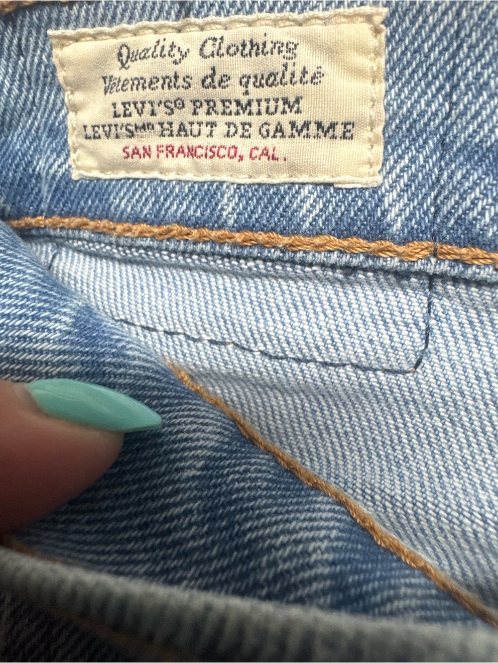 Levi's Wedgie Straight Leg Jeans size 26 Light Wash - Picture 5 of 11